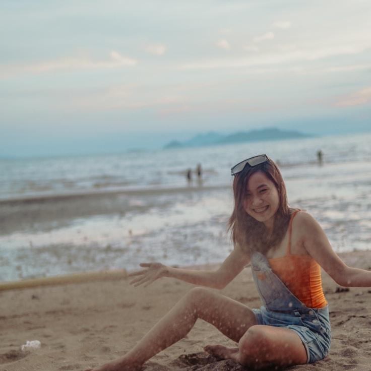 Jordan Patel, Client Relations Director, discussing corporate gifting strategy with business clients